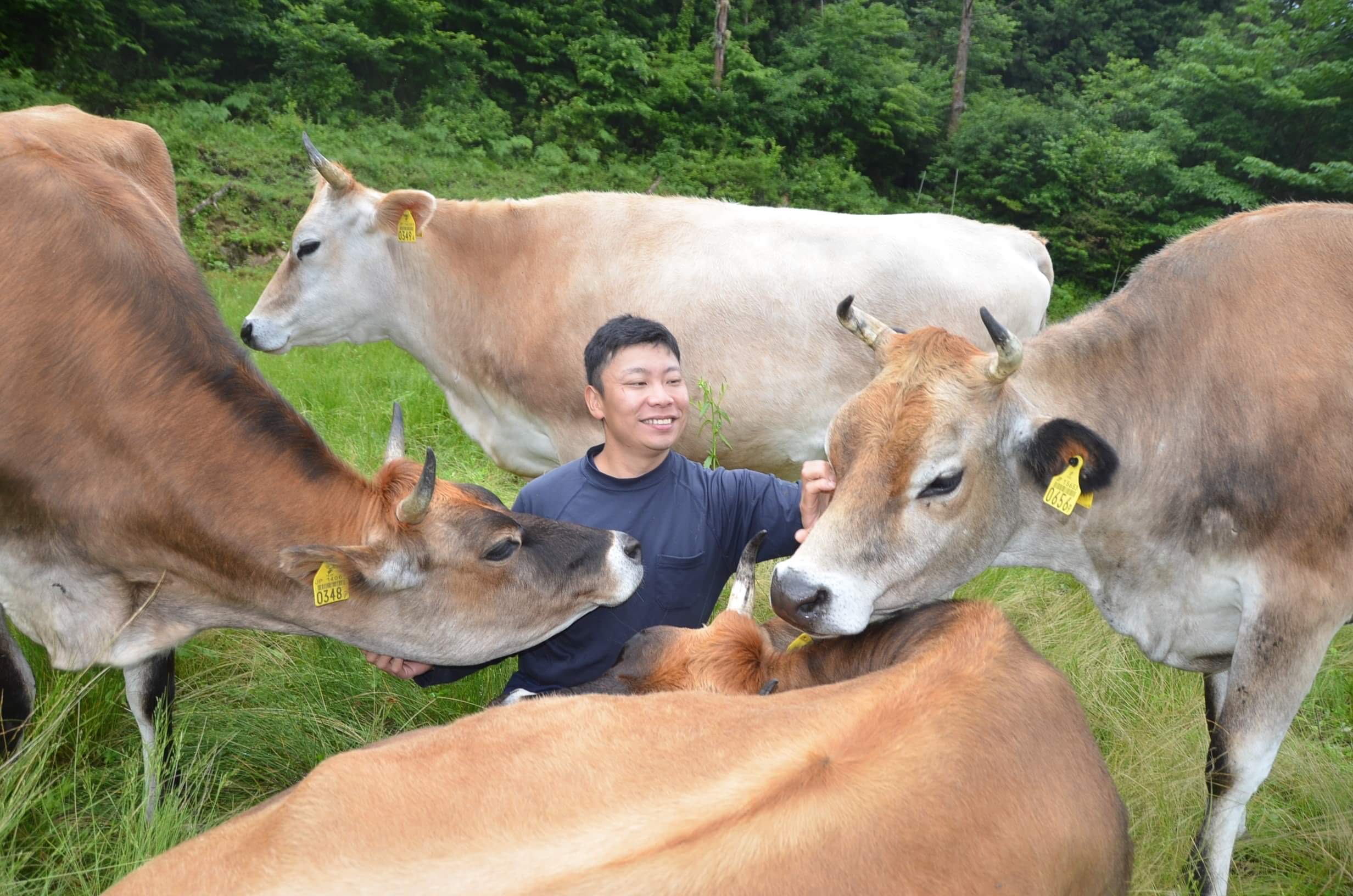 幸山明良